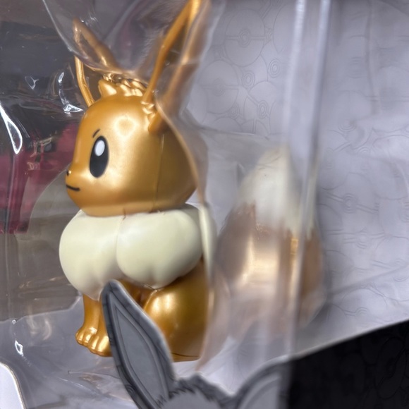 NIB Pokemon Eevee Select True Color Metallic 3" Battle Figure Limited Edition - Picture 6 of 7